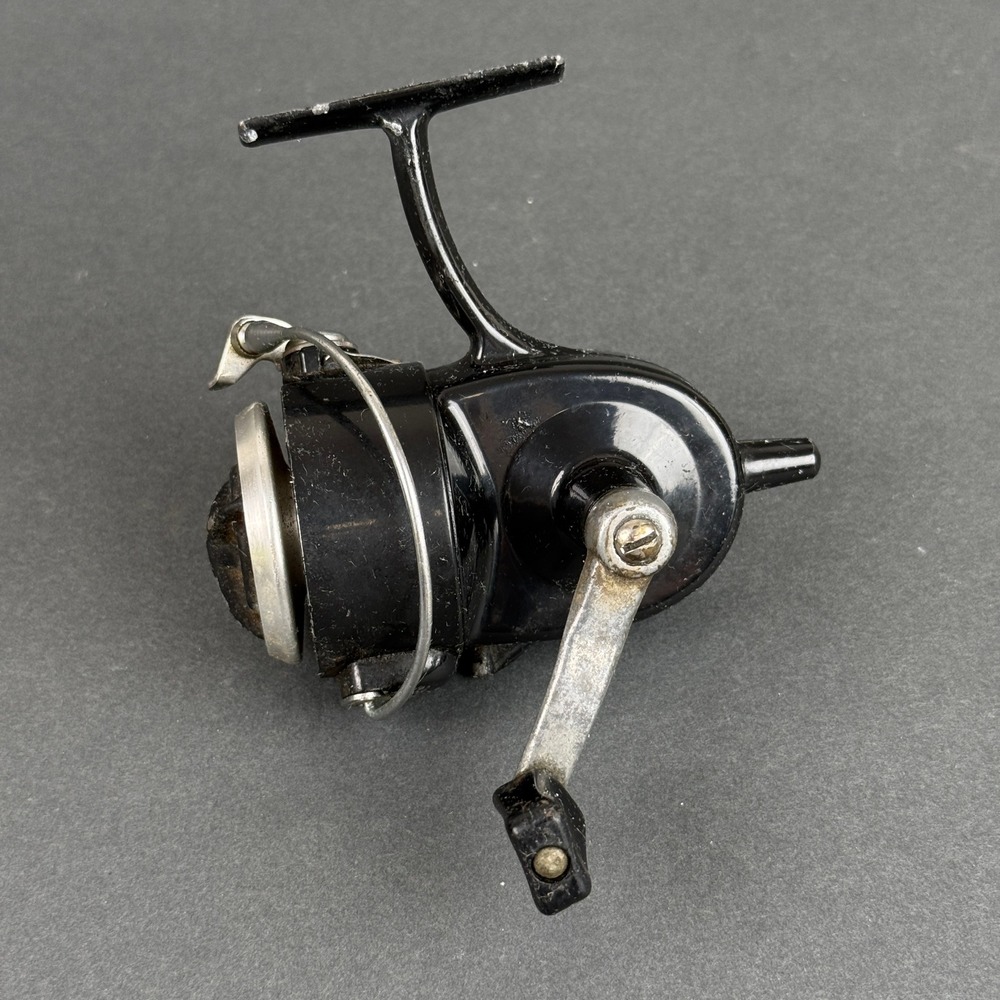 Zebco Spin Flo 822 Spinning Fishing Reel Black Vintage Made in USA